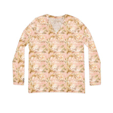 Load image into Gallery viewer, Women&#39;s Long Sleeve V-neck Shirt - Winter Sunbathing