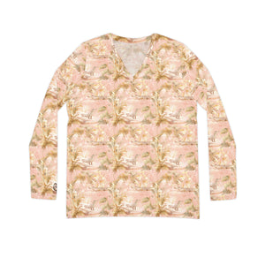 Women's Long Sleeve V-neck Shirt - Winter Sunbathing