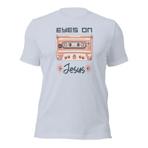 Eyes on Jesus- Unisex t-shirt