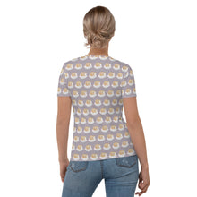 Load image into Gallery viewer, Sun-shower Fox Women&#39;s Tee