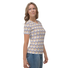 Load image into Gallery viewer, Sun-shower Fox Women&#39;s Tee